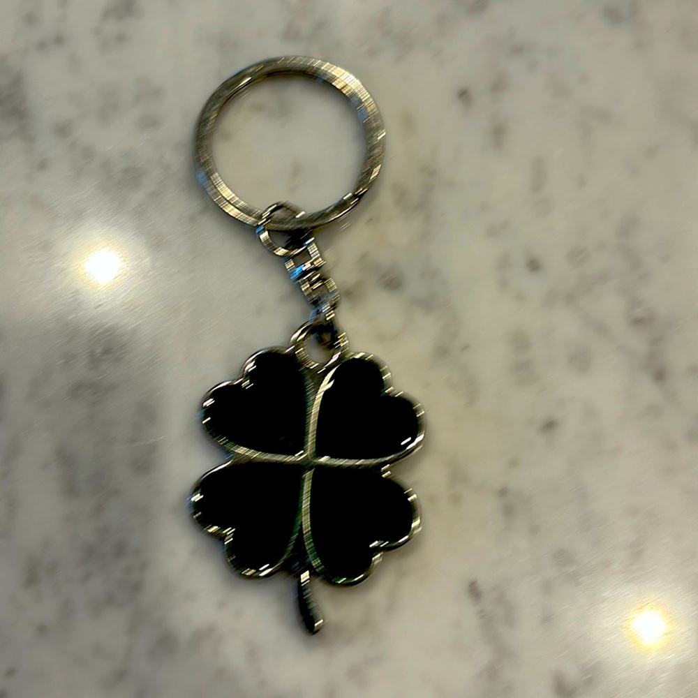 4 leaf clover key ring